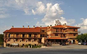 Hotel Langa Cerezo de Abajo